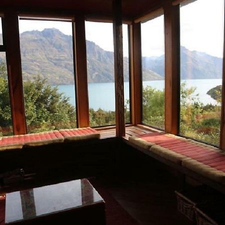 Peaceful - Great Views - Red House Villa Queenstown Exterior photo