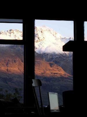 Peaceful - Great Views - Red House Villa Queenstown Exterior photo